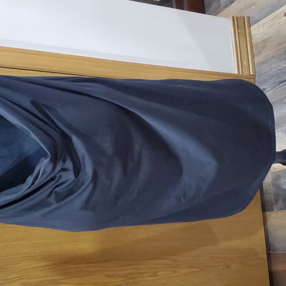 Patagonia stretch draped open back black soft stretch dress - Picture 5 of 9